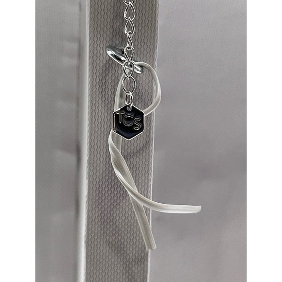 TCS Swarovski Crystal Pave Paw Print‎ Silver Tone Necklace - Picture 9 of 10